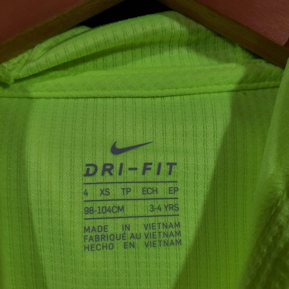 Nike NWT lightweight hooded long sleeve shirt xsma - Picture 8 of 9